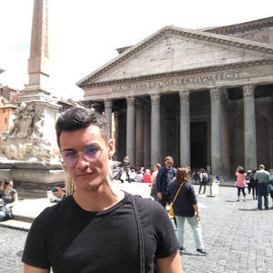 Meet your Posher, Manuel